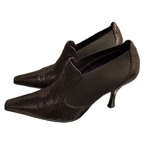 Vintage/Y2K Donald J. Pliner Pointed Toe Heels